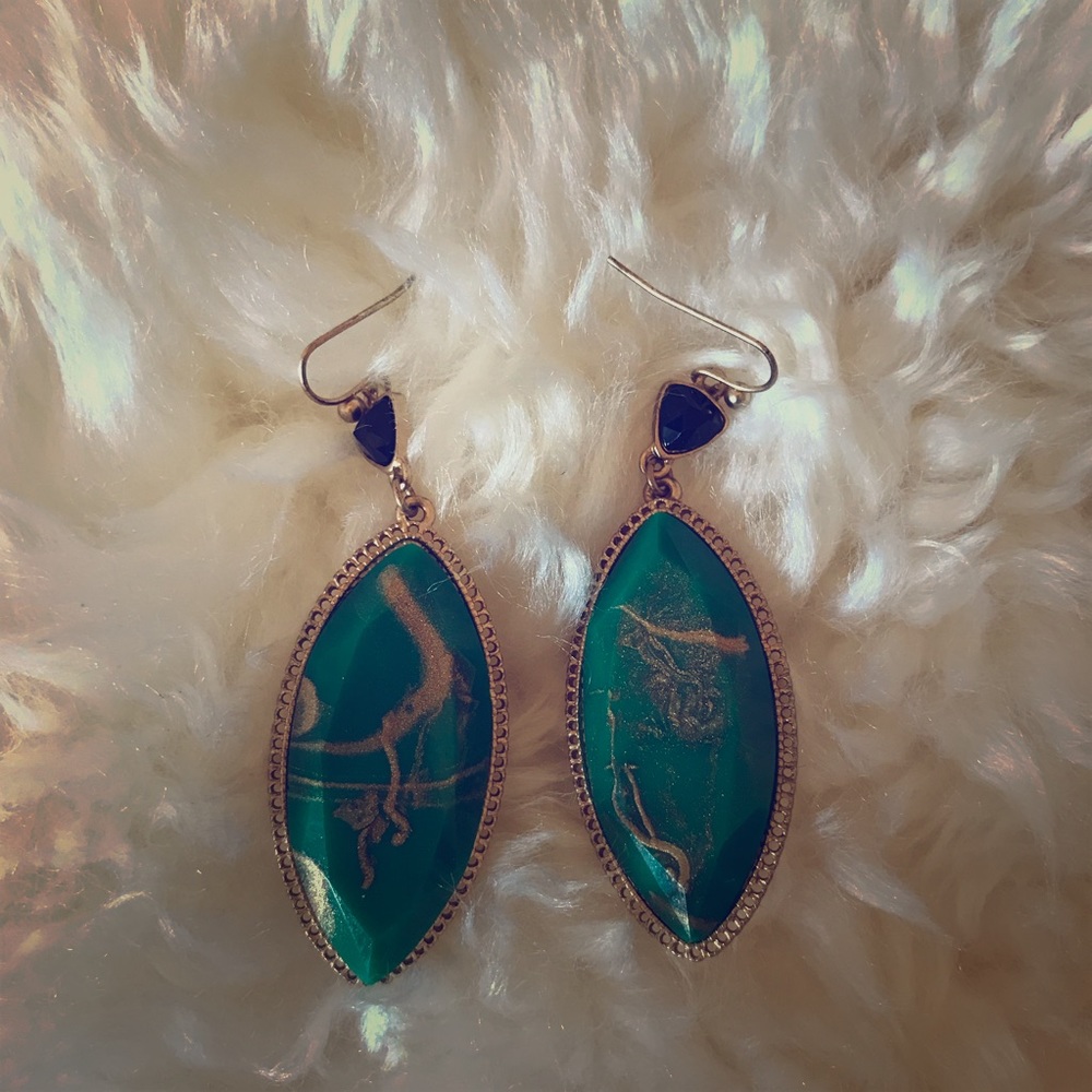 BIG SALE - Moving Overseas